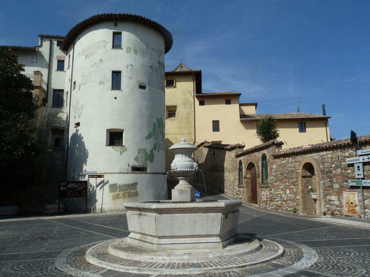 Bilocale Verde Umbria Montecastrilli Buitenkant foto